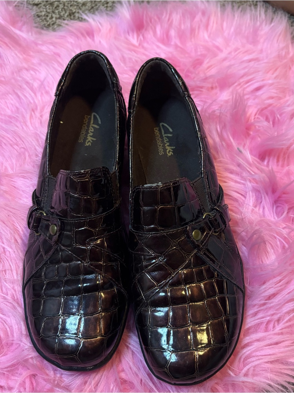 Clarks Bendables Women’s 8M Dark Brown Croc Embossed Comfort Loafers Wedge